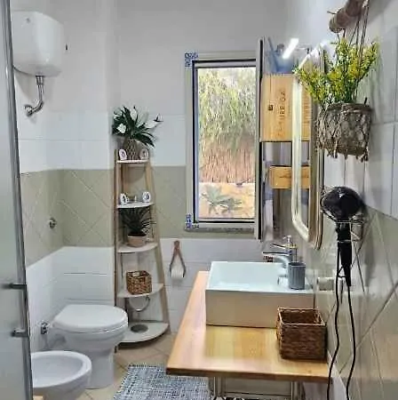 Dimora Melaleuca - Relax Con Giardino Privato * Calasetta