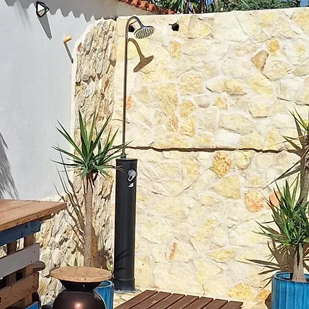 Апартаменты Dimora Melaleuca - Relax Con Giardino Privato